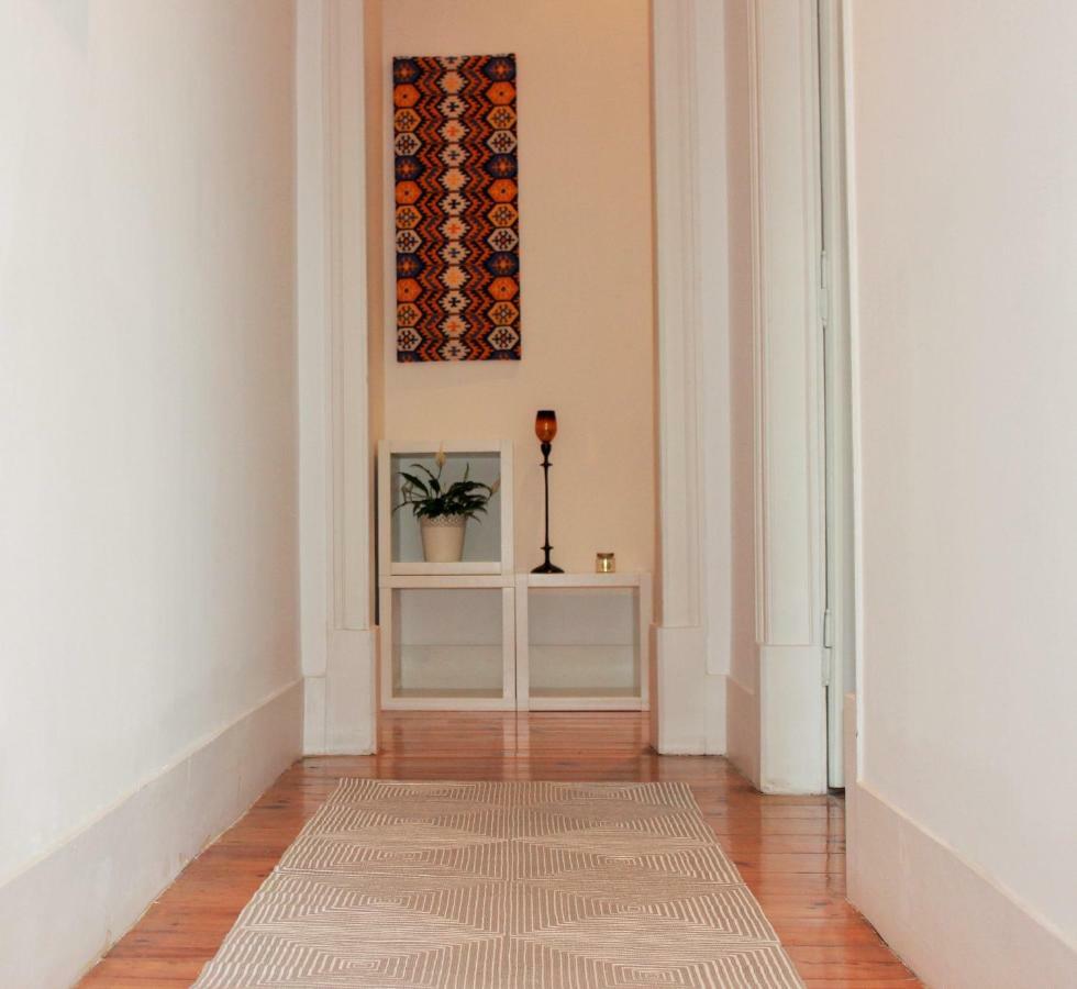 Casa da Varanda Simpática Lisbona Esterno foto